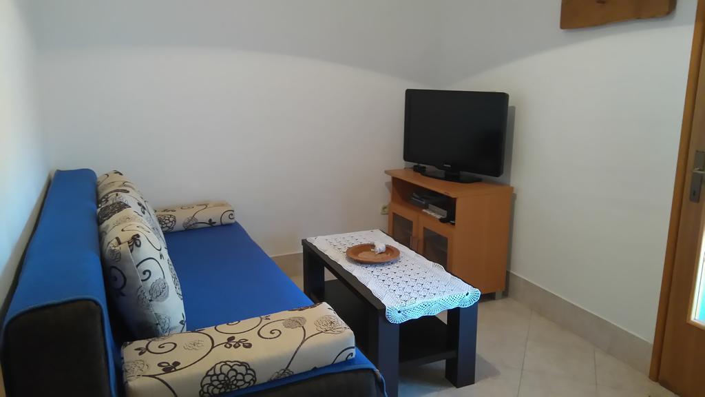 Nella Apartments Šišan Exterior foto
